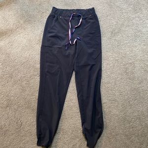 Cherokee Jogger Scrub - Katie Duke